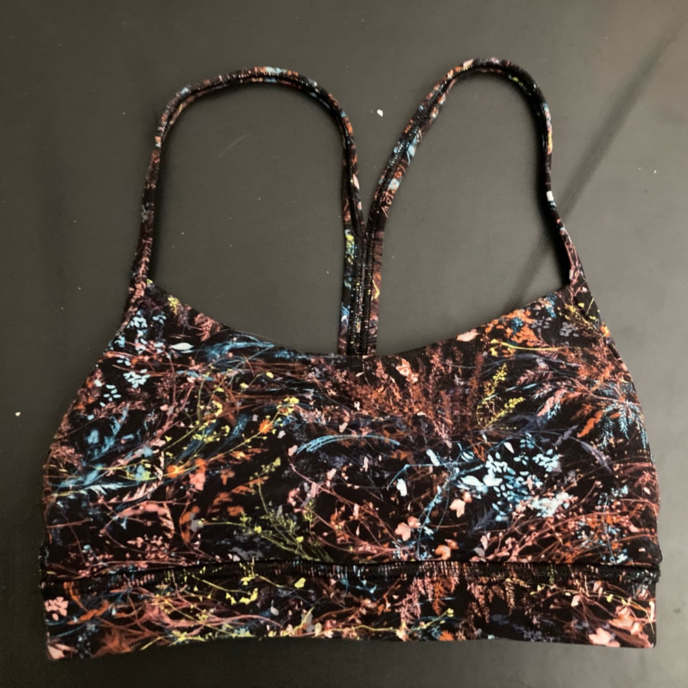 Flow y bra lululemon size 2